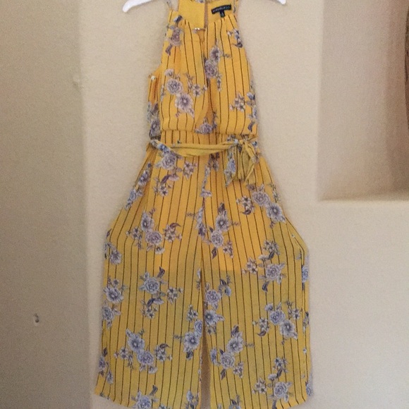 MY MICHELLE GIRLS Yellow Floral Pantsuit Size Med - Picture 5 of 15